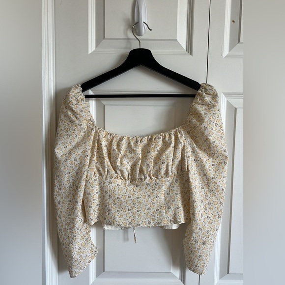 Lush Top - Picture 3 of 3